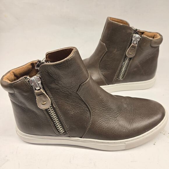 gentle souls Shoes - Gentle Souls Carole Brown Pebble Leather High-Top Zippered Sneaker Booties, Sz 7